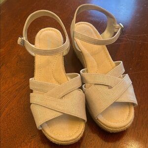 Lands’ End Womens Espadrille Wedge Sandals, Size 9.5, Neutral with Shimmer